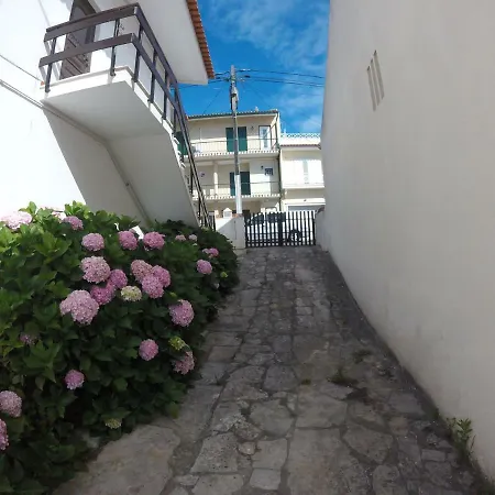 Semesterbostad Stella's House *